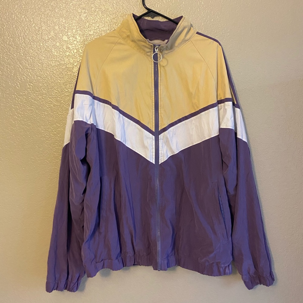 Urban Outfitters Zip Up 🧡💜